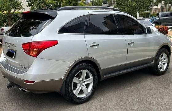 HYUNDAI VERACRUZ 3.8 GLS 4WD 4X4 V6 24V GASOLINA 4P AUTOMÁTICO HYUNDAI VERACRUZ 3.8 GLS 4WD 4X4 V6 24V GASOLINA 4P AUTOMÁTICO